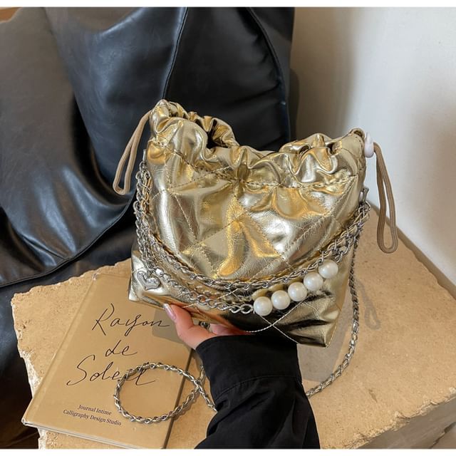 Chain Strap Quilted Bucket Bag