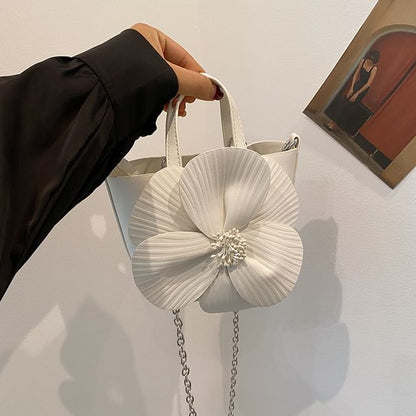 Set: Chain Strap Flower Bucket Bag + Pouch