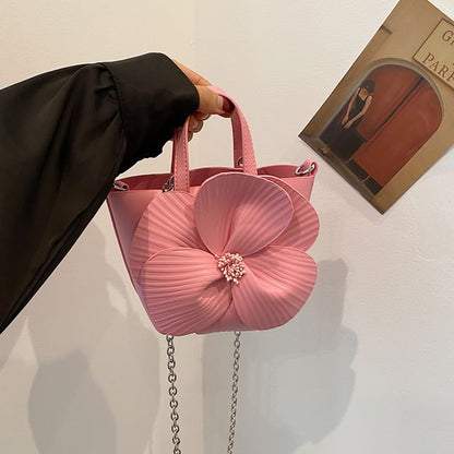 Set: Chain Strap Flower Bucket Bag + Pouch
