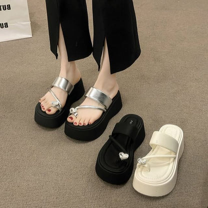 Sandals Platform Loop Heart Rhinestone Toe Slide