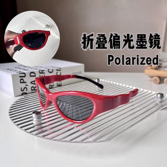 Cat Eye Sunglasses / Case