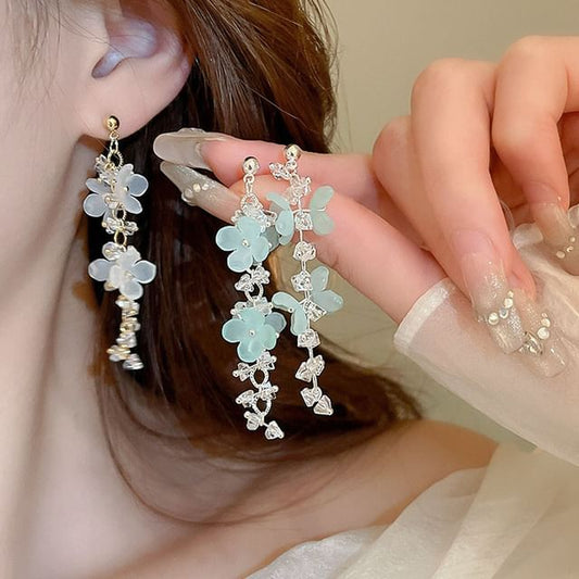 Floral Dangle Earring