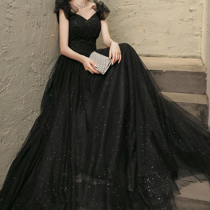 Short-Sleeve A-Line Mesh V-Neck Evening Gown