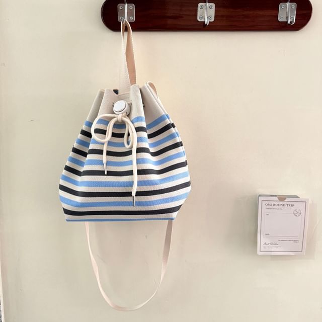 Patterned Drawstring Knit Bucket Bag