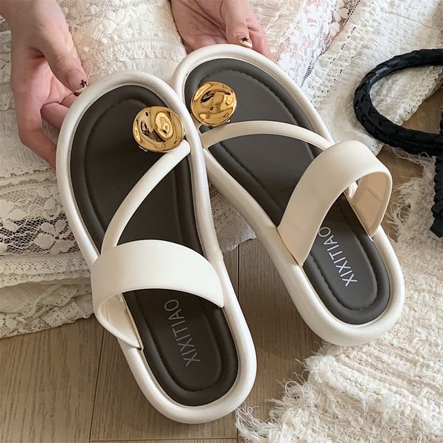 Toe Loop Slide Sandals