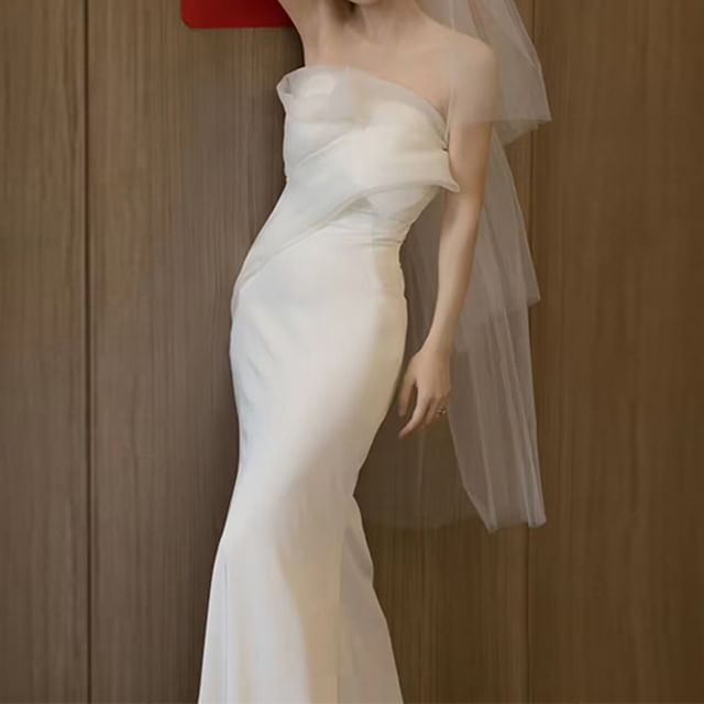 Strapless Plain Mermaid Wedding Gown