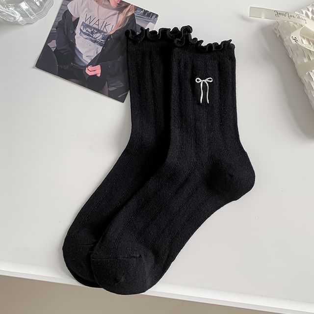 Ruffle Trim Socks / Set