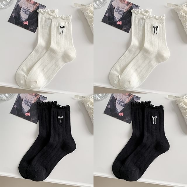 Ruffle Trim Socks / Set