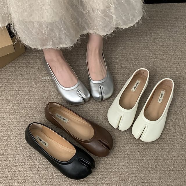 Split-Toe Flats