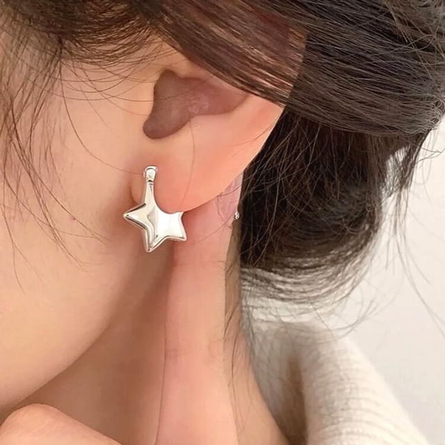 Star Huggie Earring / Clip-On Earring