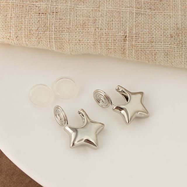 Star Huggie Earring / Clip-On Earring