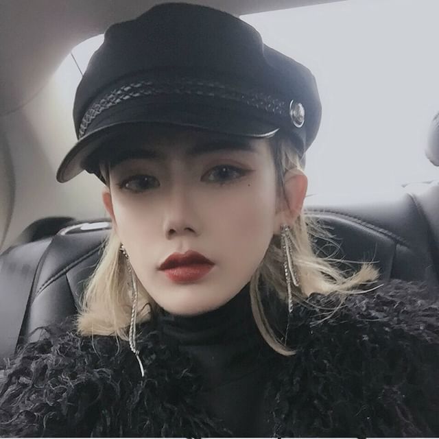 Plain Faux Leather Newsboy Cap