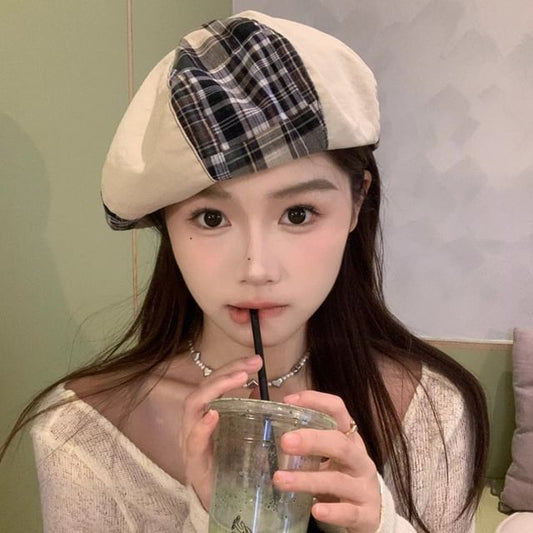 Plaid Panel Beret