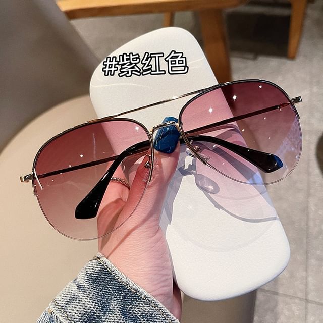 Gradient Aviator Sunglasses