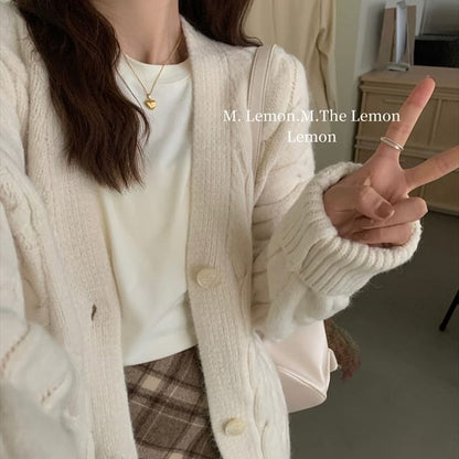 Long Sleeve V-Neck Cable Knit Cardigan