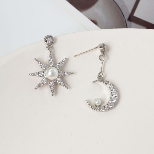 Moon & Star Rhinestone Faux Pearl Asymmetrical Alloy Dangle Earring