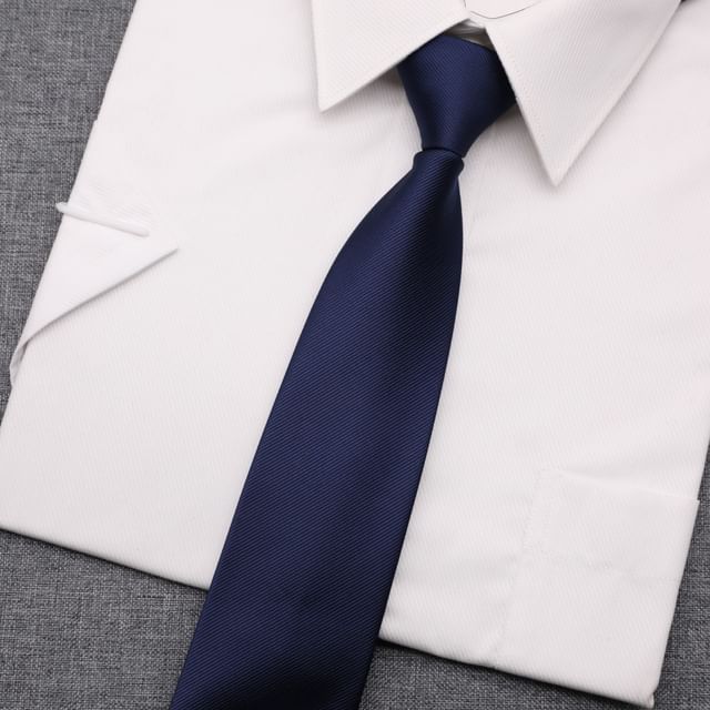 Plain Pre Tied Neck Tie