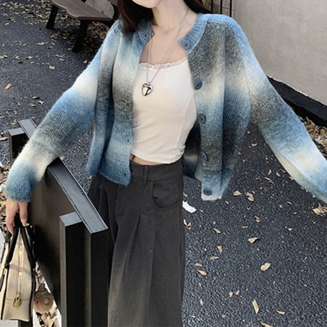 Gradient Crewneck Crop Cardigan