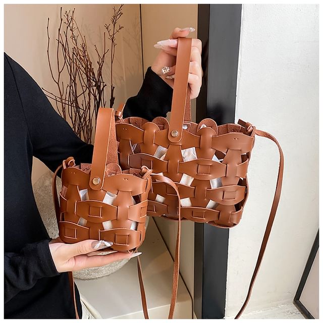 Cutout Woven Bucket Bag