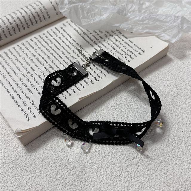 Ribbon Accent Heart Cutout Choker