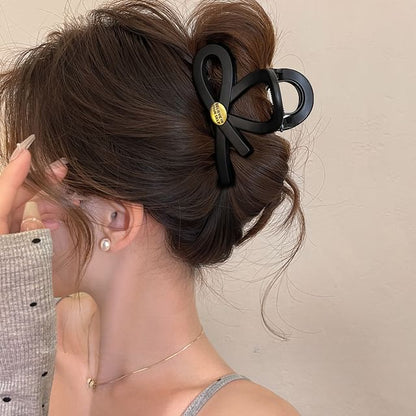 Cutout Hair Claw