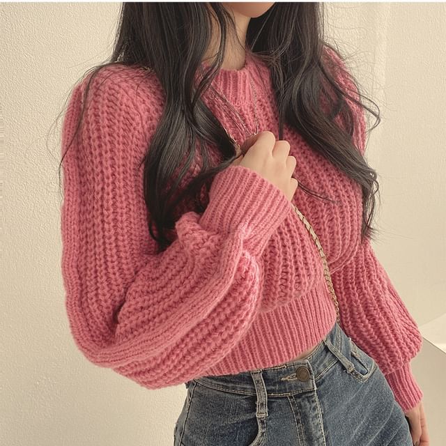 Soft Bubble-Sleeve Cropped Sweater