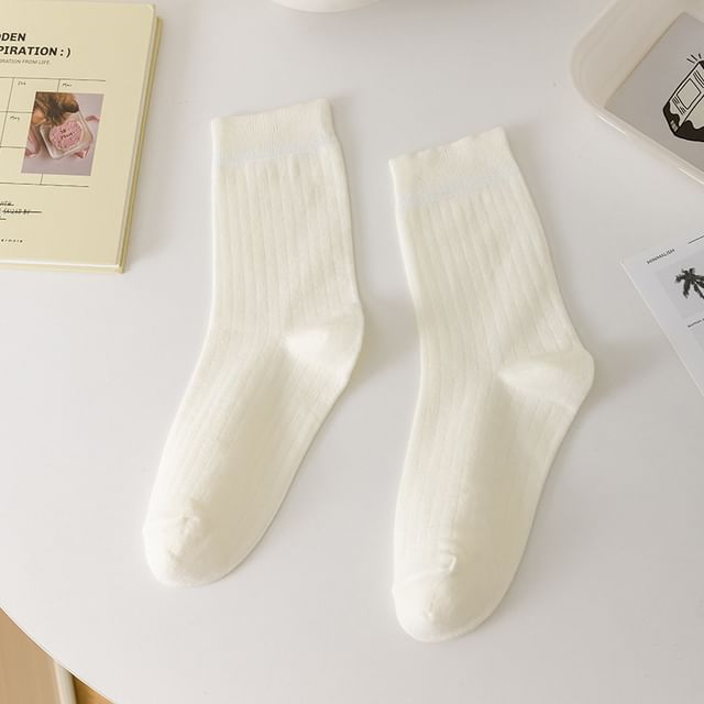 Plain Ribbed Crew Socks