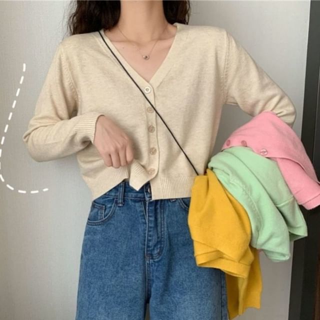 V-Neck Button Cropped Cardigan