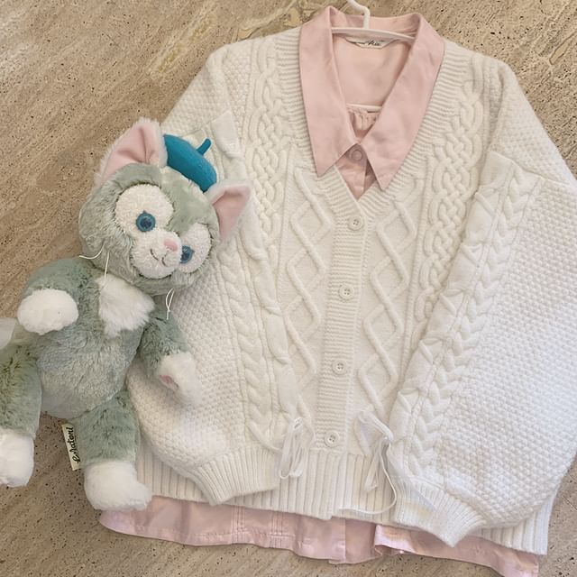Long Sleeve V-Neck Lace Up Cable Knit Cardigan