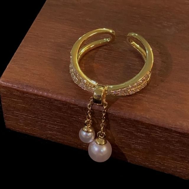 Rhinestone Freshwater Pearl Ring