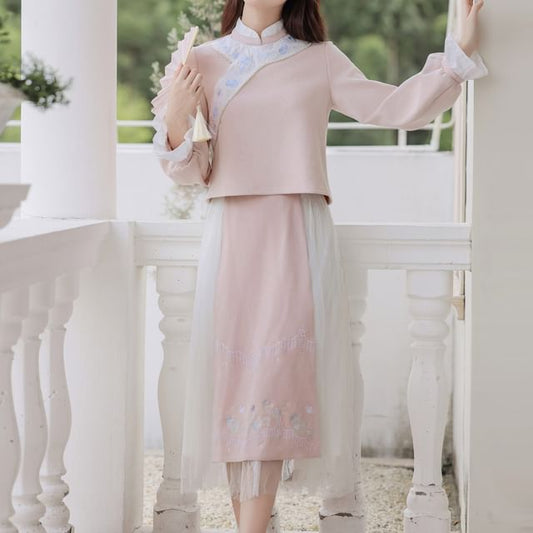 Set: Long-Sleeve Embroidered Flower Hanfu Top + Mid Rise Plain Lace Midi A-Line Skirt