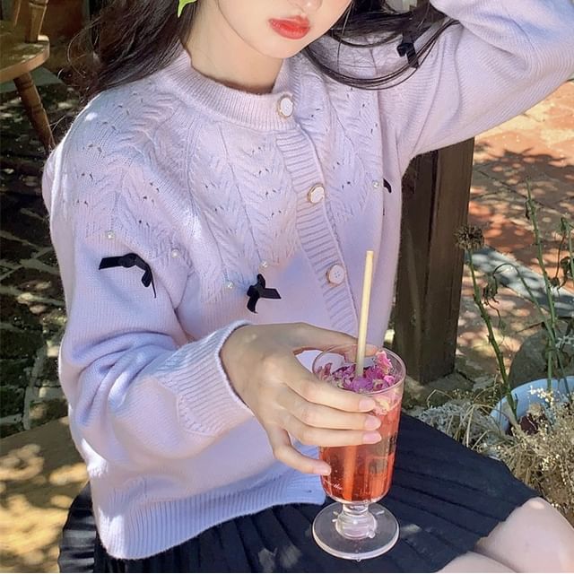 Crewneck Button Up Knit Cardigan