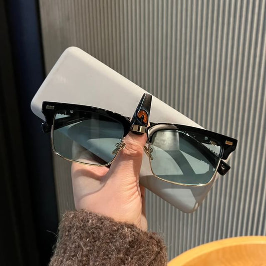 Vintage Metal Frame Sunglasses