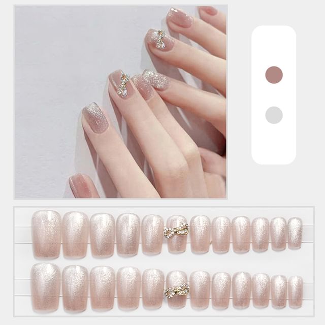 Rhinestone Cat Eye Press On Nail