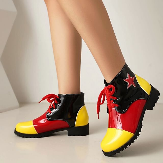 Star Applique Lace-Up Short Boots
