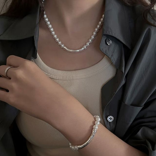 Faux Pearl Necklace / Bracelet