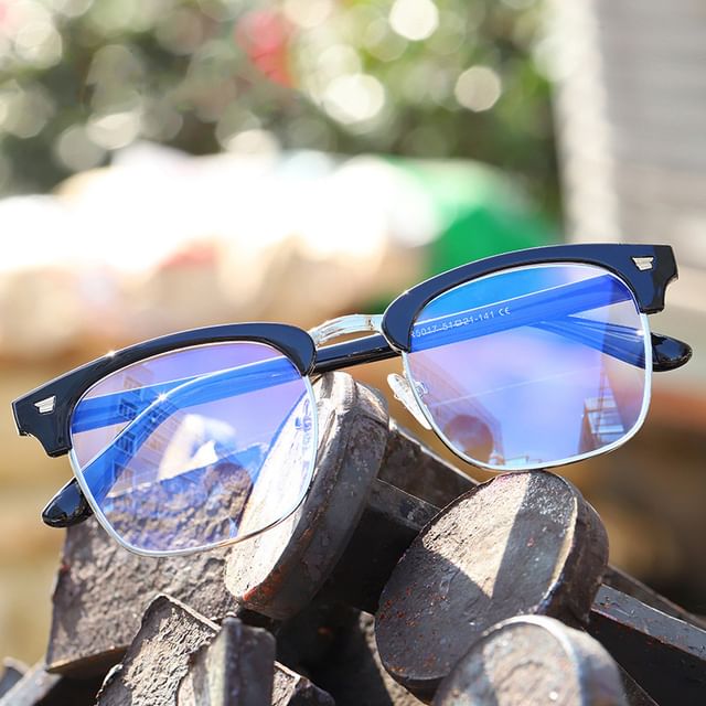 Vintage Metal Frame Eyeglasses