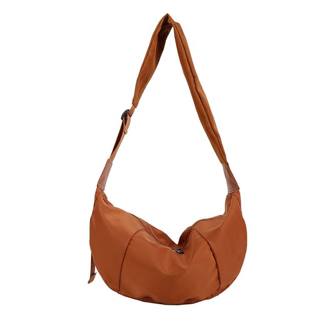 Plain Zip Shoulder Bag