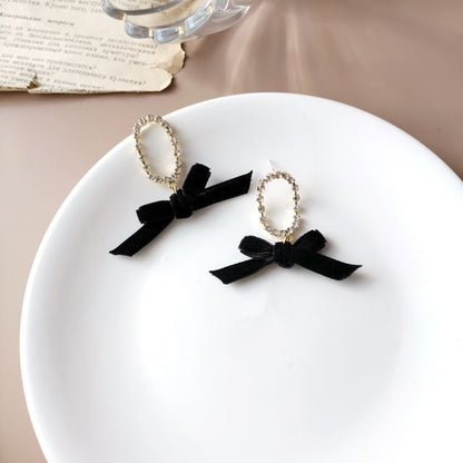 Ribbon Dangle Earring / Clip On Earring