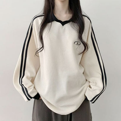 Long Sleeve Contrast-Trim Embroidered Waffle Pattern Loose-Fit Pullover