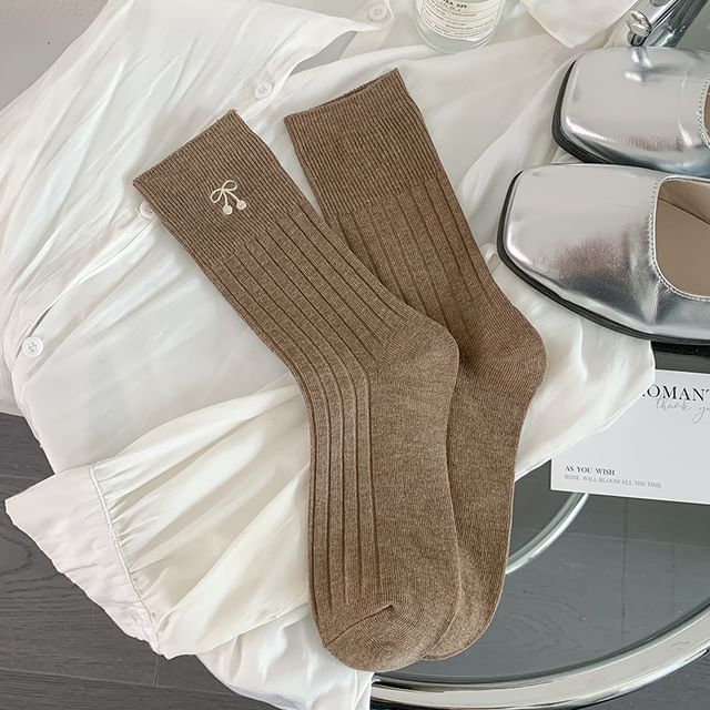 Bow Embroidered Socks / Set