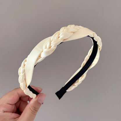 Twisted Plain Headband