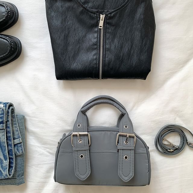 Sac bandoulière à boucle