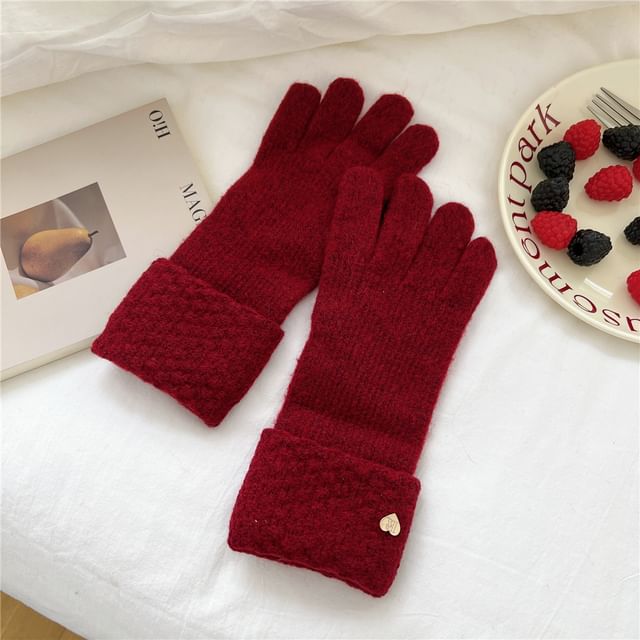 Metal Heart Touchscreen Knit Gloves