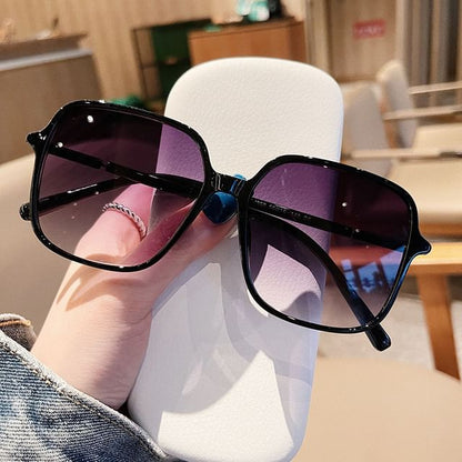 Square Frame Gradient Sunglasses