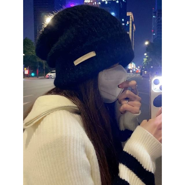 Plain Beanie / Applique Ribbed Knit Beanie