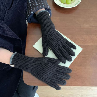 Two-Tone Touchscreen Knit Gloves