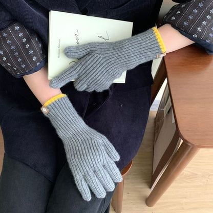 Two-Tone Touchscreen Knit Gloves
