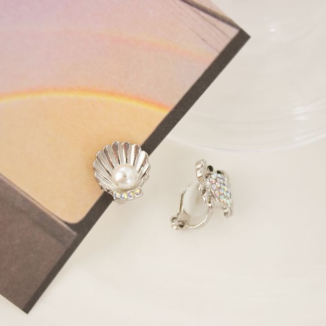 Starfish / Crab / Shell Rhinestone Faux Pearl Alloy Stud Earring