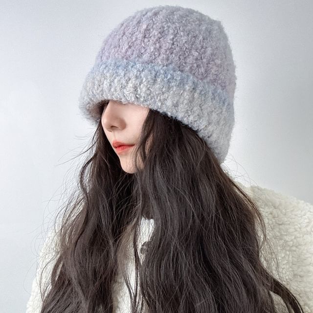 Gradient Cuffed Beanie